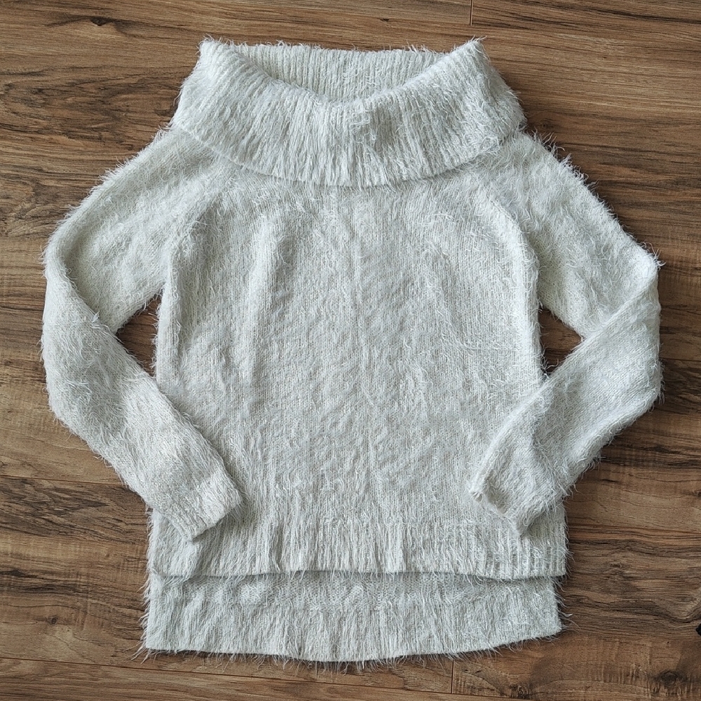 EUC Fuzzy Foldover Off-shoulder Sweater